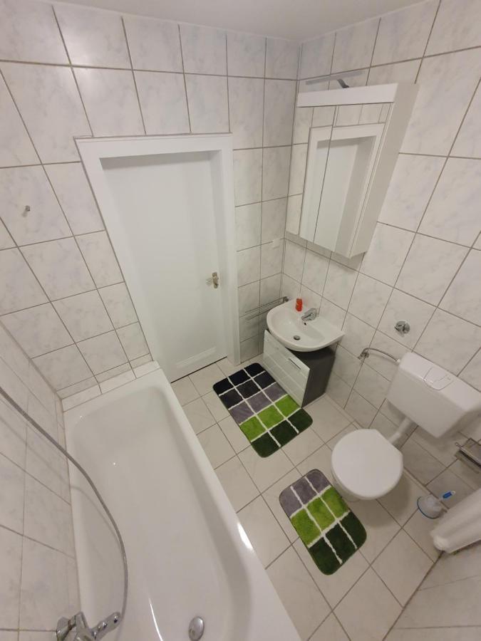 Ferienwohnung Schlossstrasse Есен Екстериор снимка